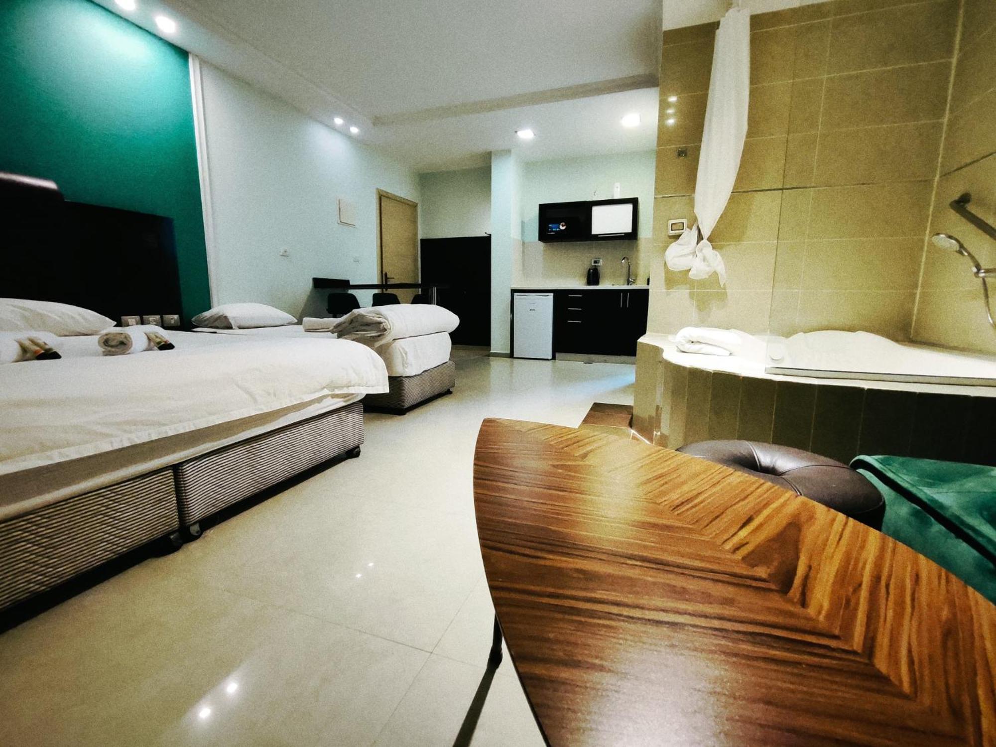 Marina Beach Hotel Tel Aviv Eksteriør bilde