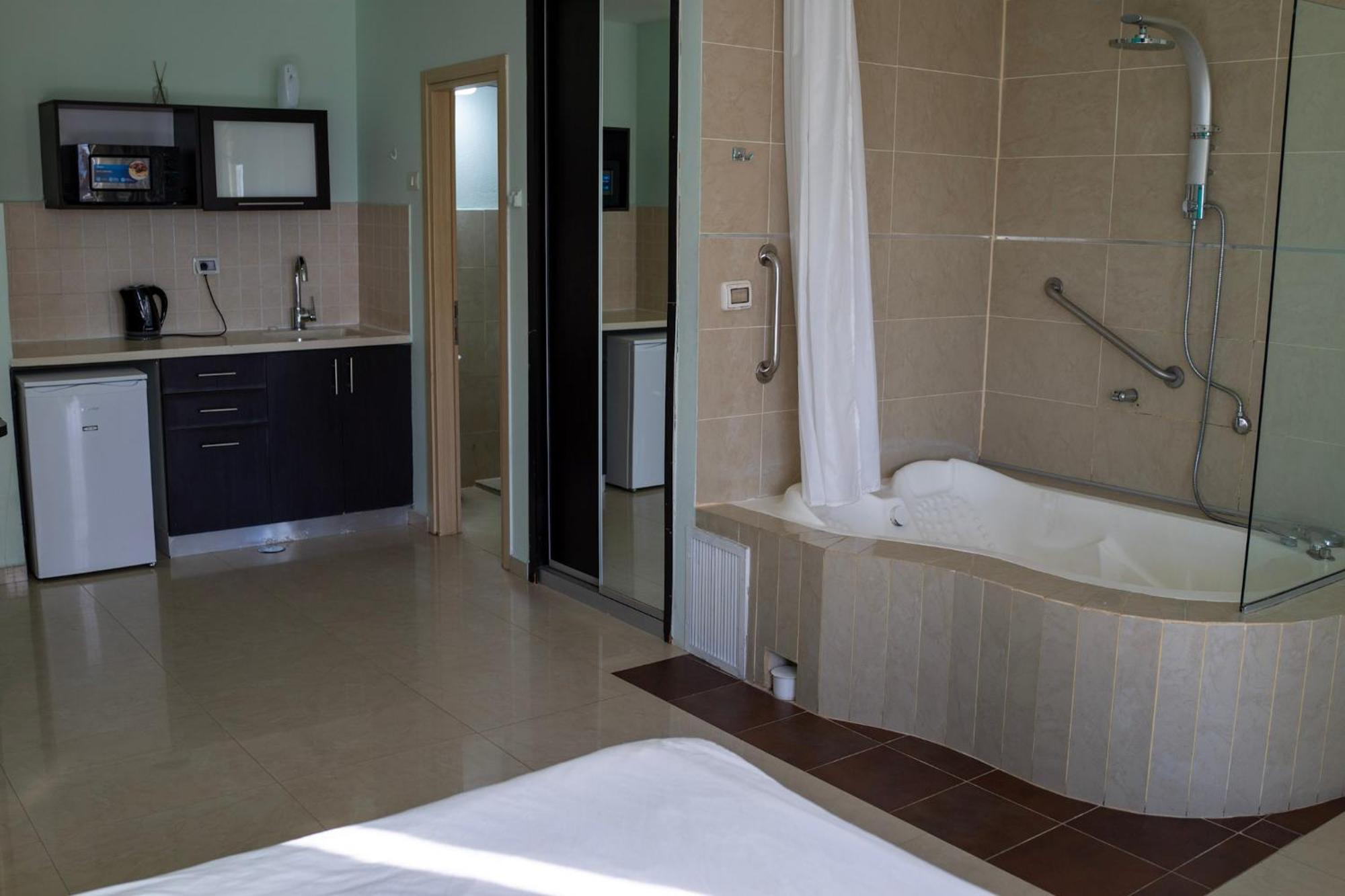 Marina Beach Hotel Tel Aviv Eksteriør bilde