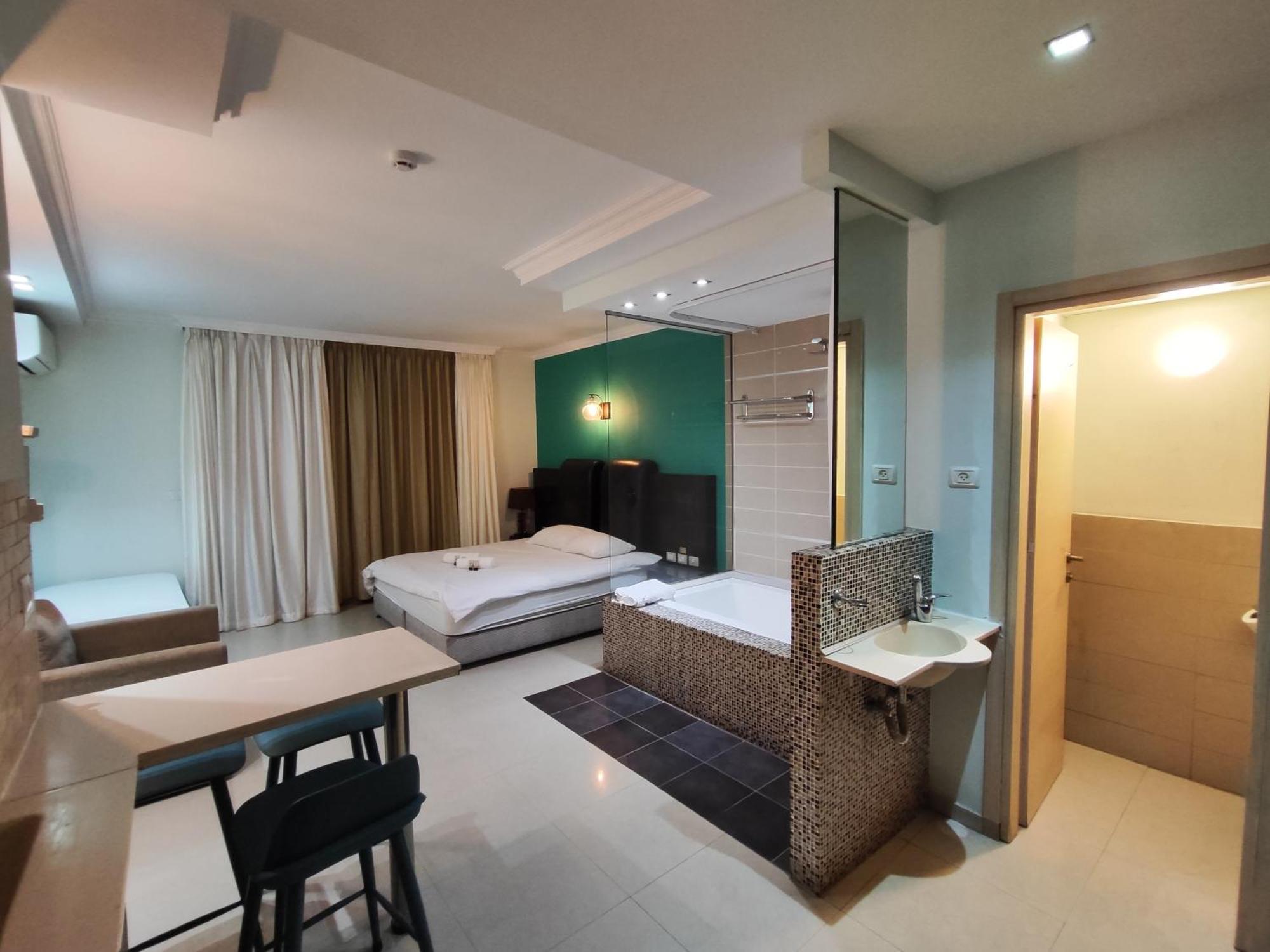 Marina Beach Hotel Tel Aviv Eksteriør bilde